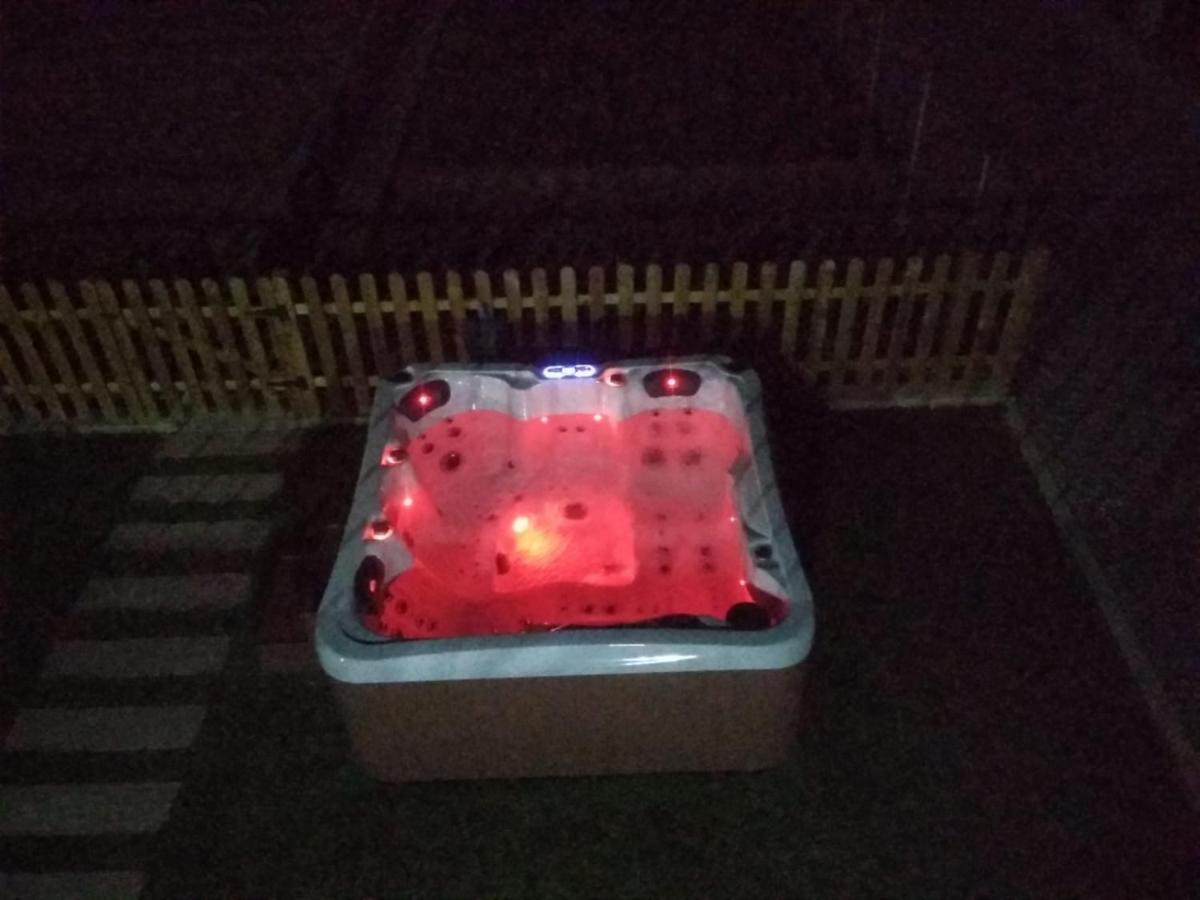 Apartamento Rural Casa Paco Con Jacuzzi Exterior Y Barbacoa Aínsa المظهر الخارجي الصورة